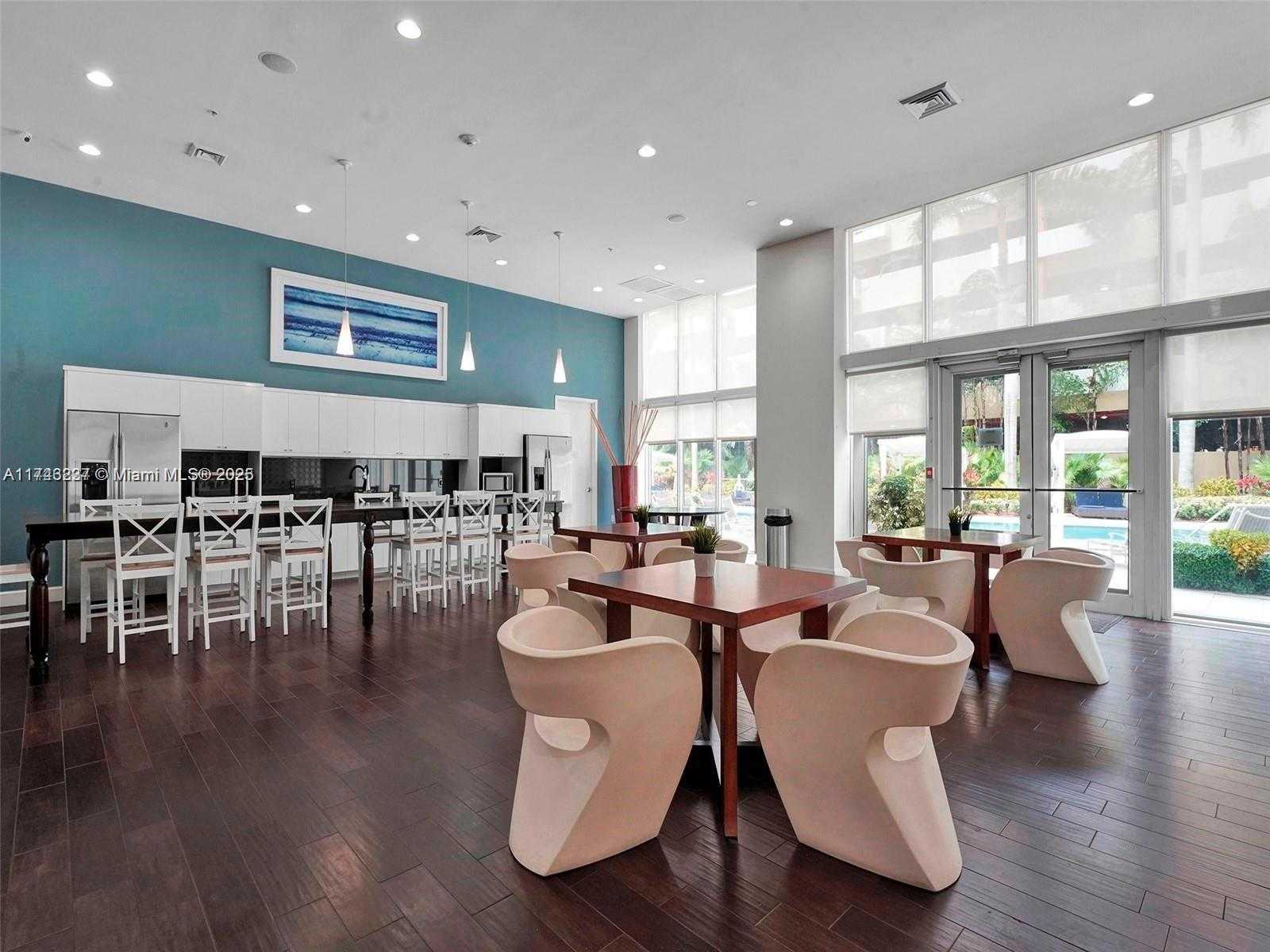 Small Image of 18800 NORTH EAST 29TH AVE #1027, Aventura Number 25
