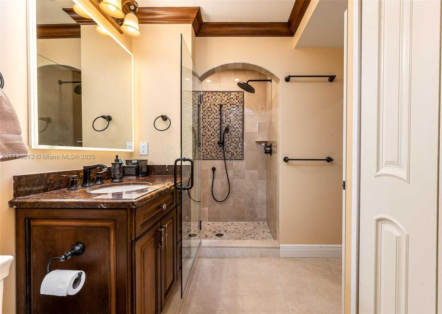 Small Image of 16485 COLLINS AVE #OS35C, Sunny Isles Beach Number 19