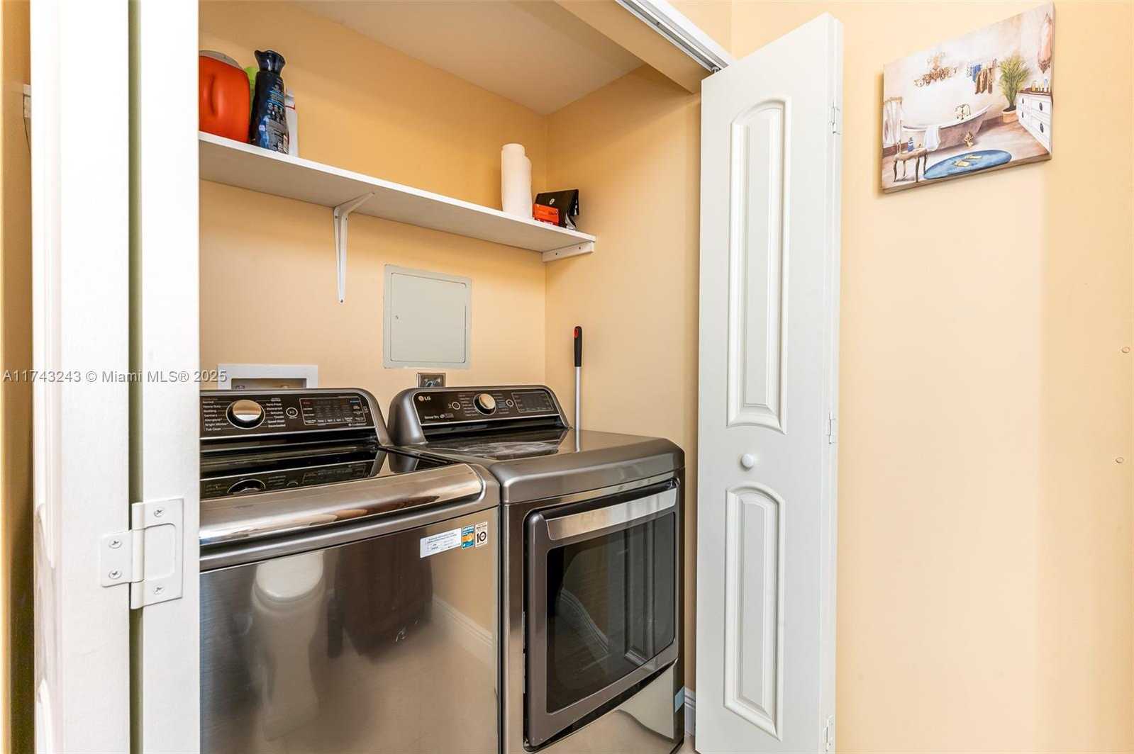 Small Image of 16485 COLLINS AVE #OS35C, Sunny Isles Beach Number 26