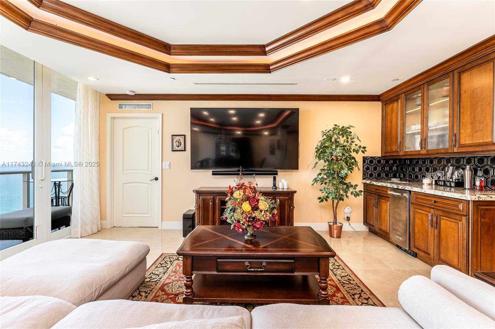 Small Image of 16485 COLLINS AVE #OS35C, Sunny Isles Beach Number 4