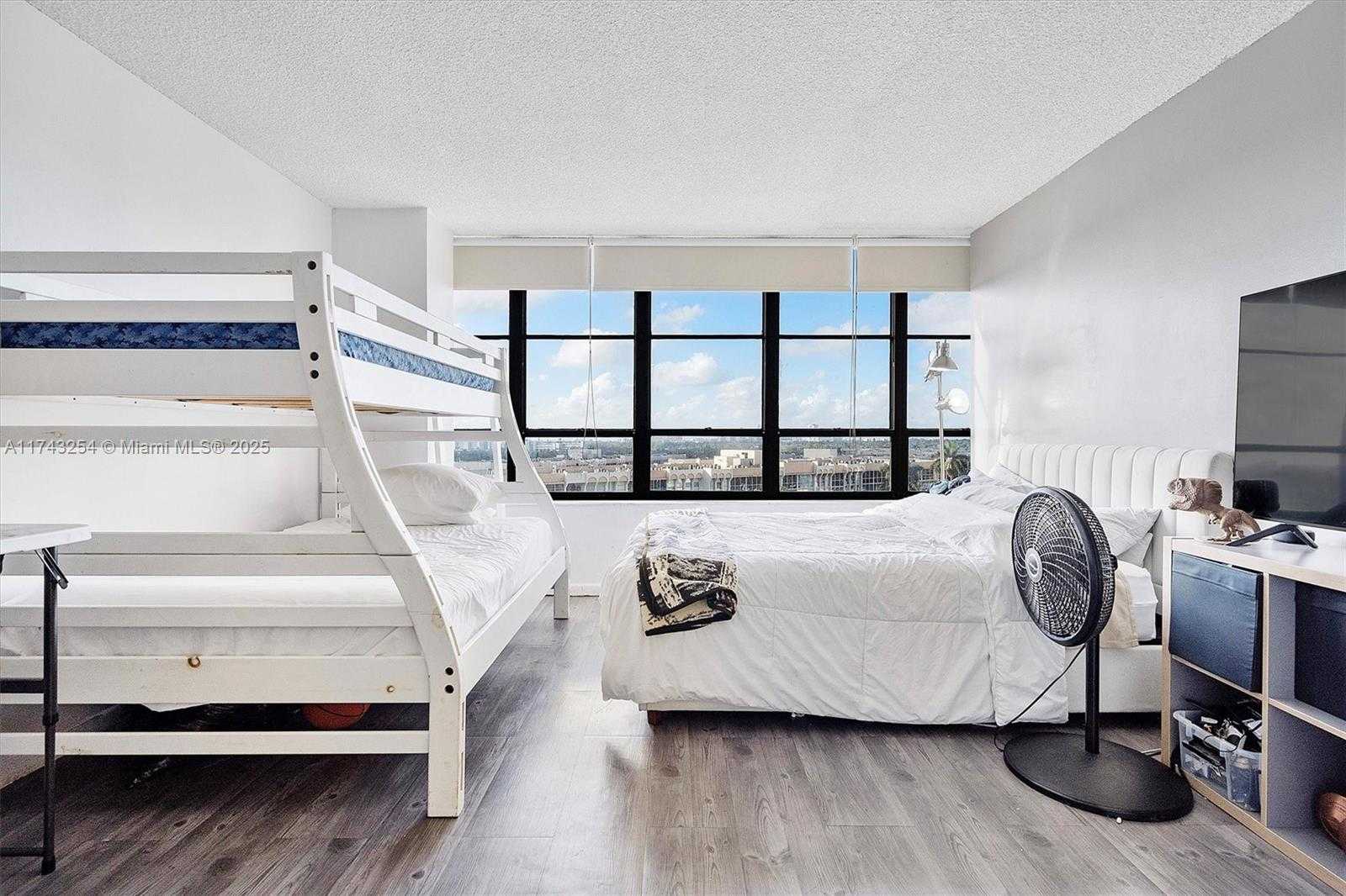 Small Image of 500 THREE ISLANDS BLVD #411, Hallandale Beach Number 21