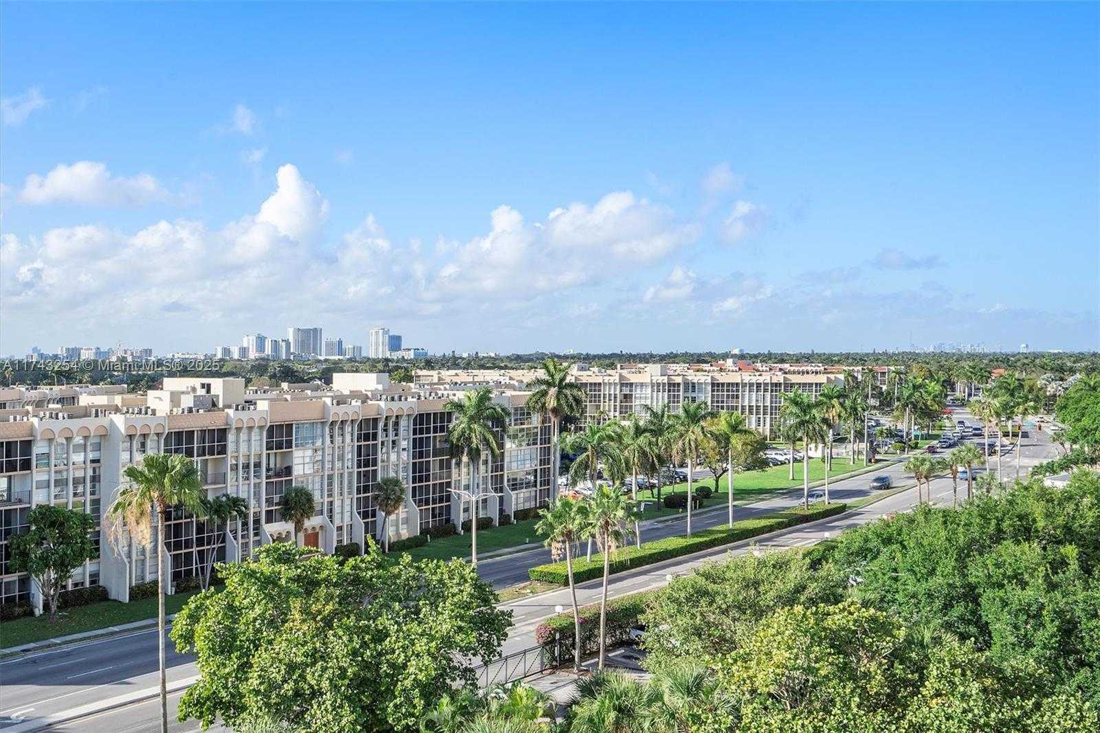 Small Image of 500 THREE ISLANDS BLVD #411, Hallandale Beach Number 28