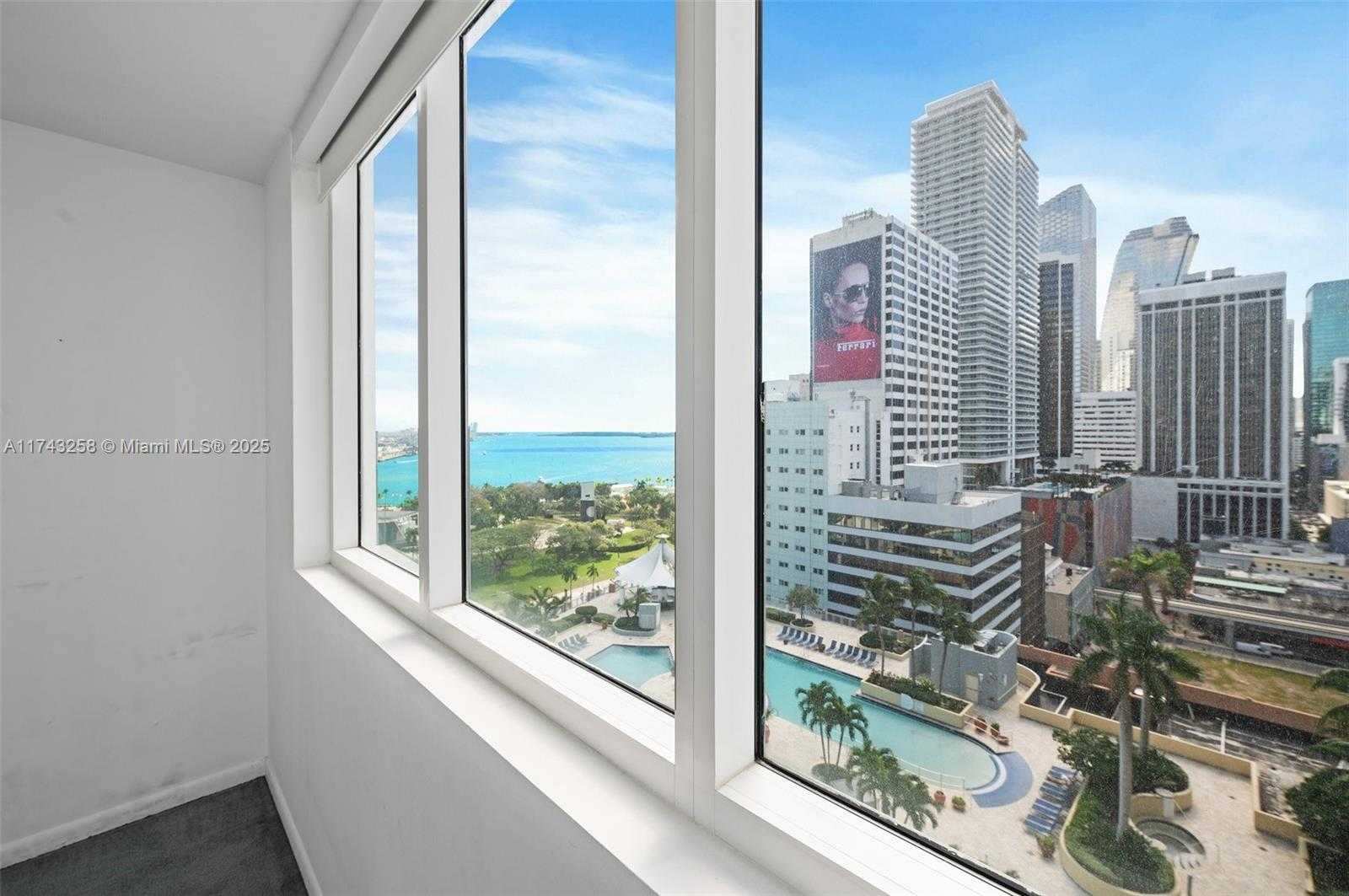 Small Image of 244 BISCAYNE BLVD #1609, Miami Number 20