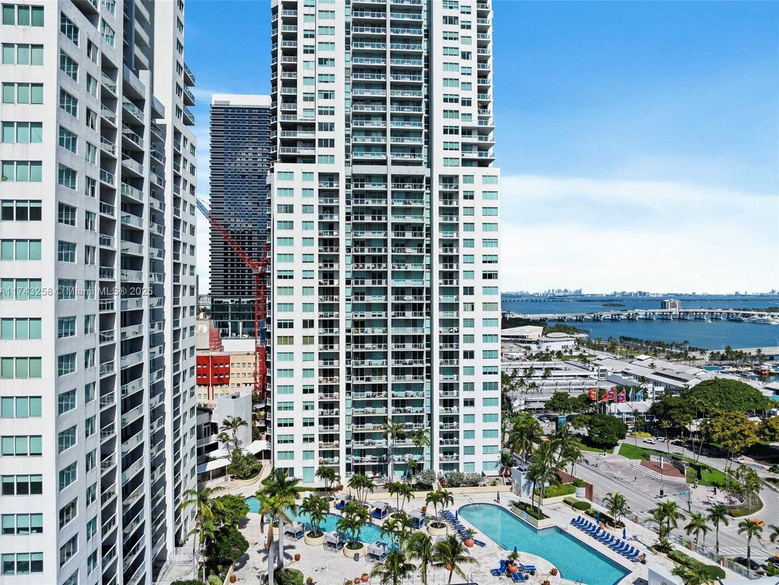 Small Image of 244 BISCAYNE BLVD #1609, Miami Number 29