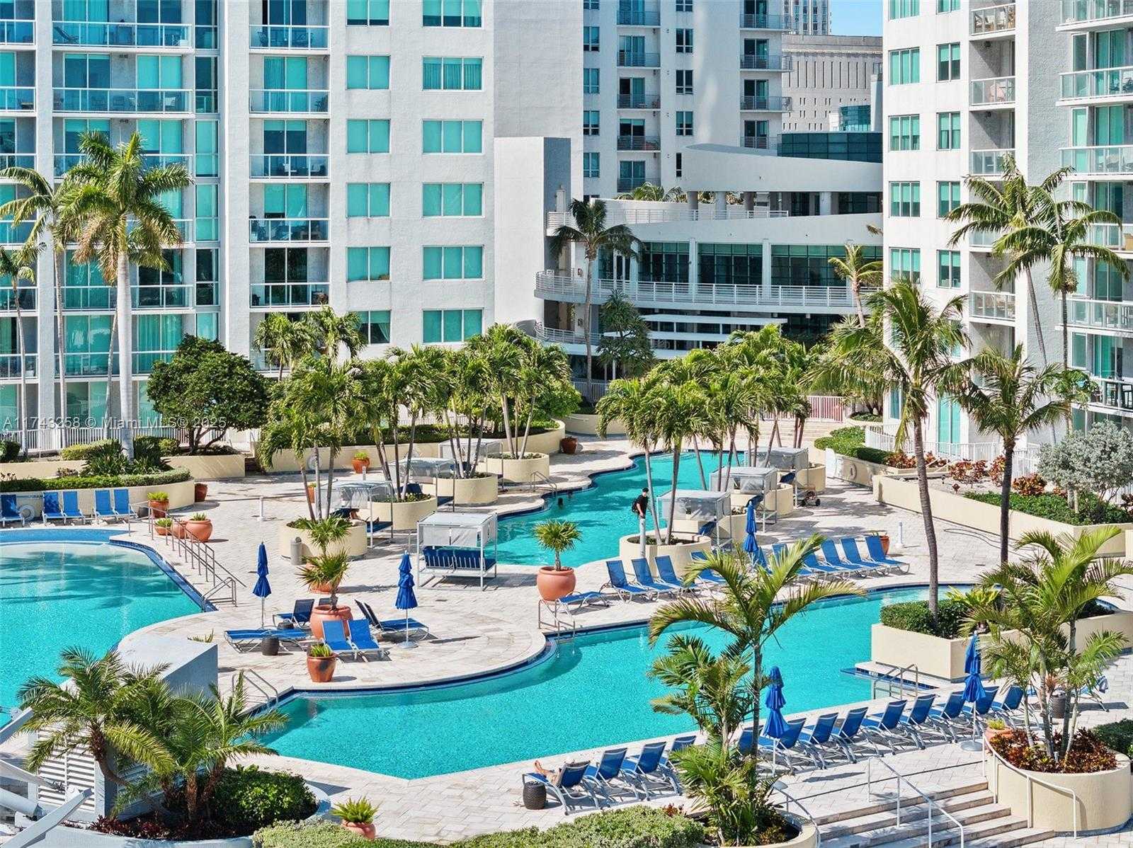 Small Image of 244 BISCAYNE BLVD #1609, Miami Number 31