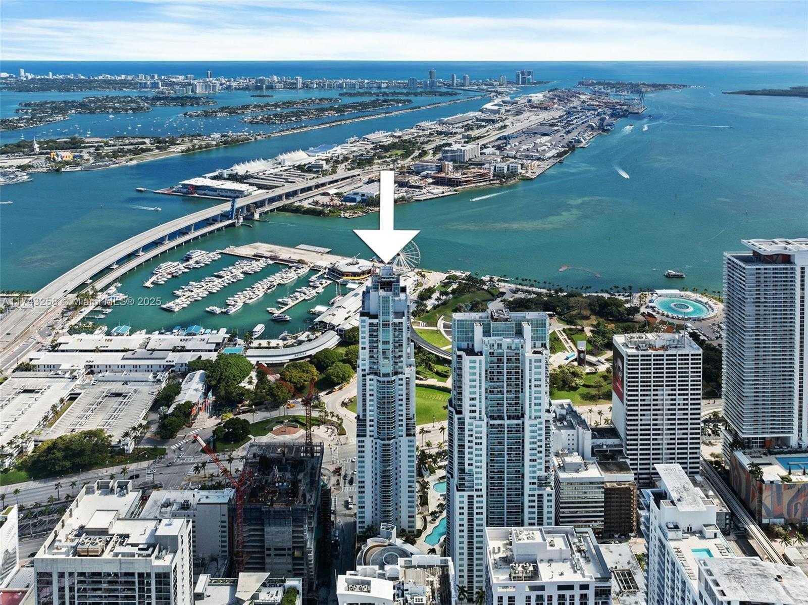 Small Image of 244 BISCAYNE BLVD #1609, Miami Number 34