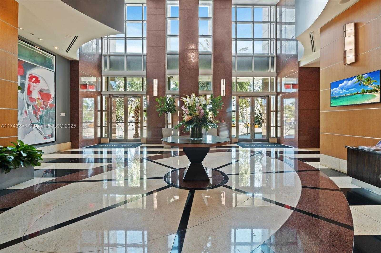Small Image of 244 BISCAYNE BLVD #1609, Miami Number 36