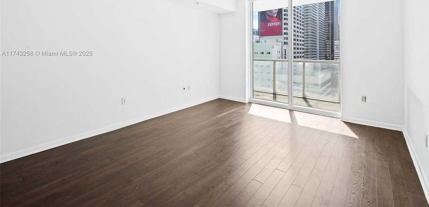 Small Image of 244 BISCAYNE BLVD #1609, Miami Number 9