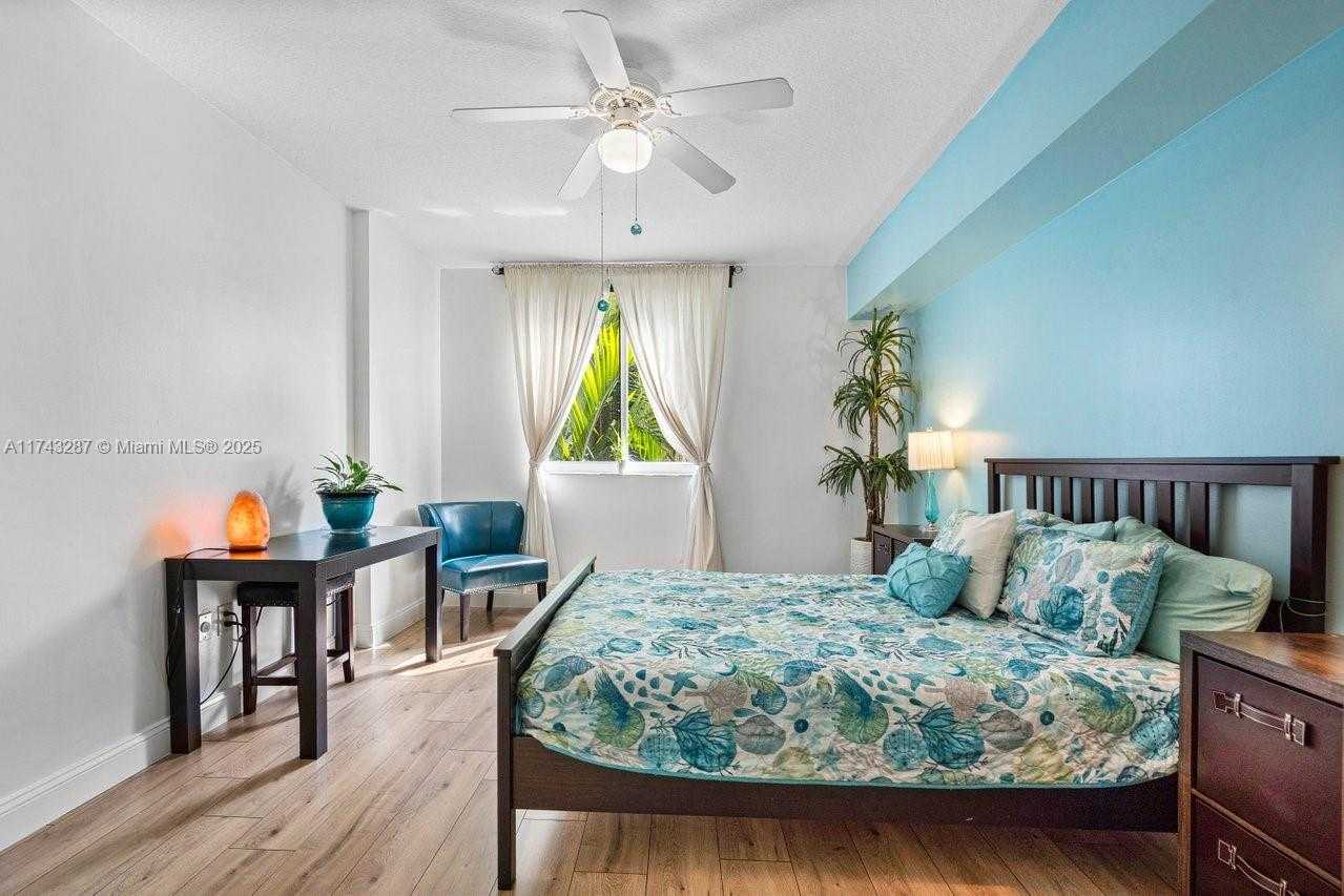 Small Image of 510 NORTH WEST 84TH AVE #442, Plantation Number 14
