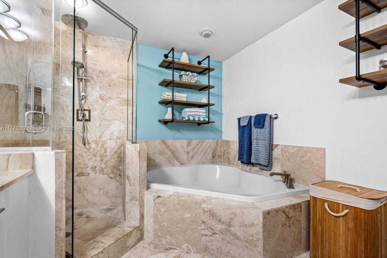 Small Image of 510 NORTH WEST 84TH AVE #442, Plantation Number 16
