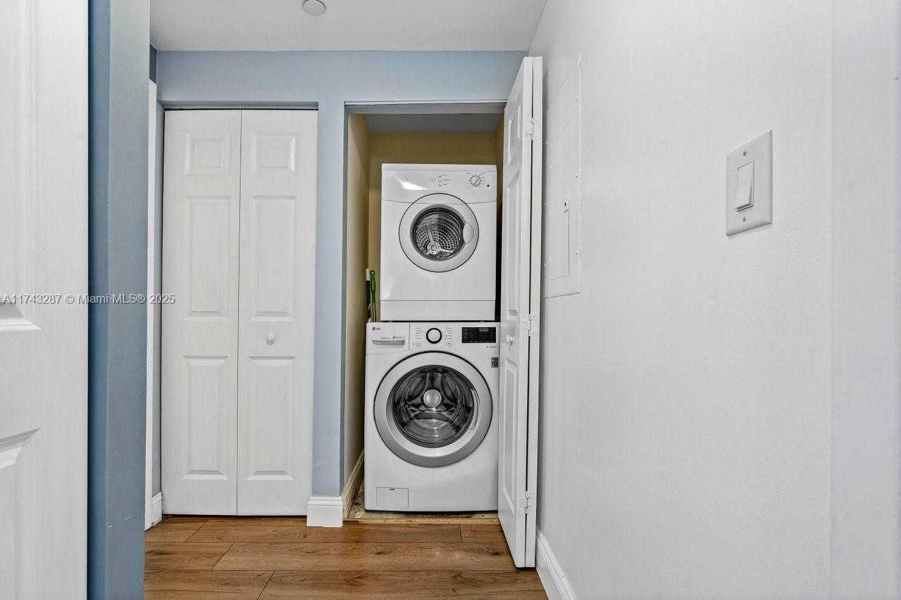 Small Image of 510 NORTH WEST 84TH AVE #442, Plantation Number 21