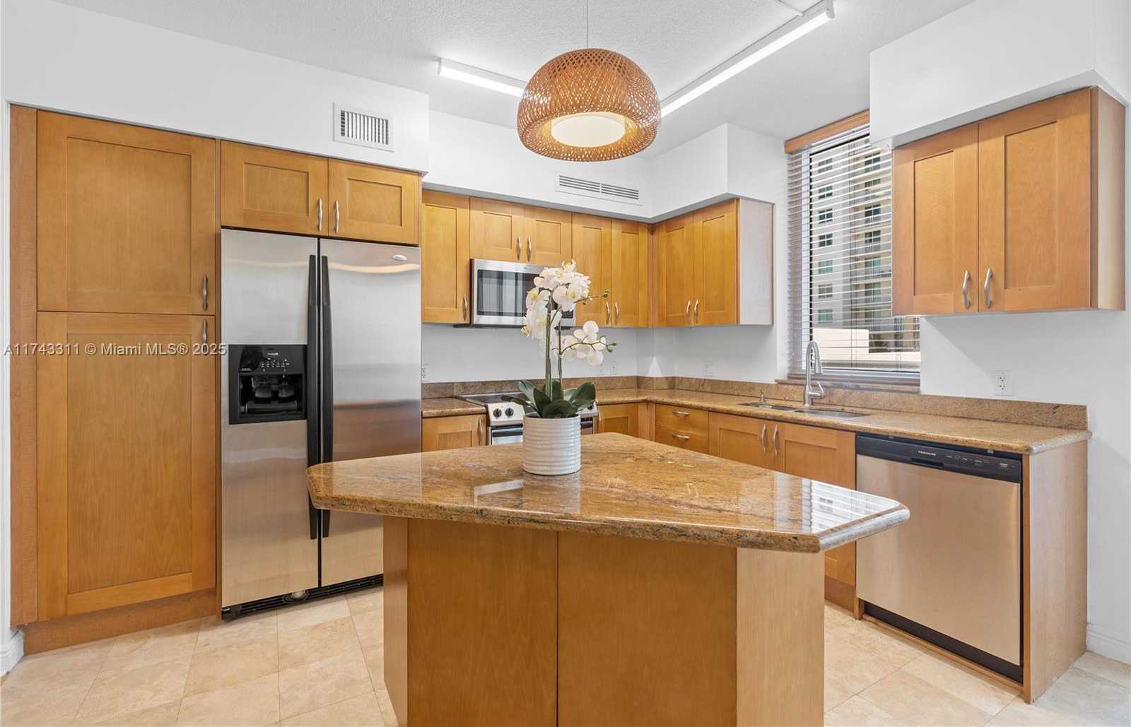 Small Image of 1745 EAST HALLANDALE BEACH BLVD #306W, Hallandale Beach Number 12