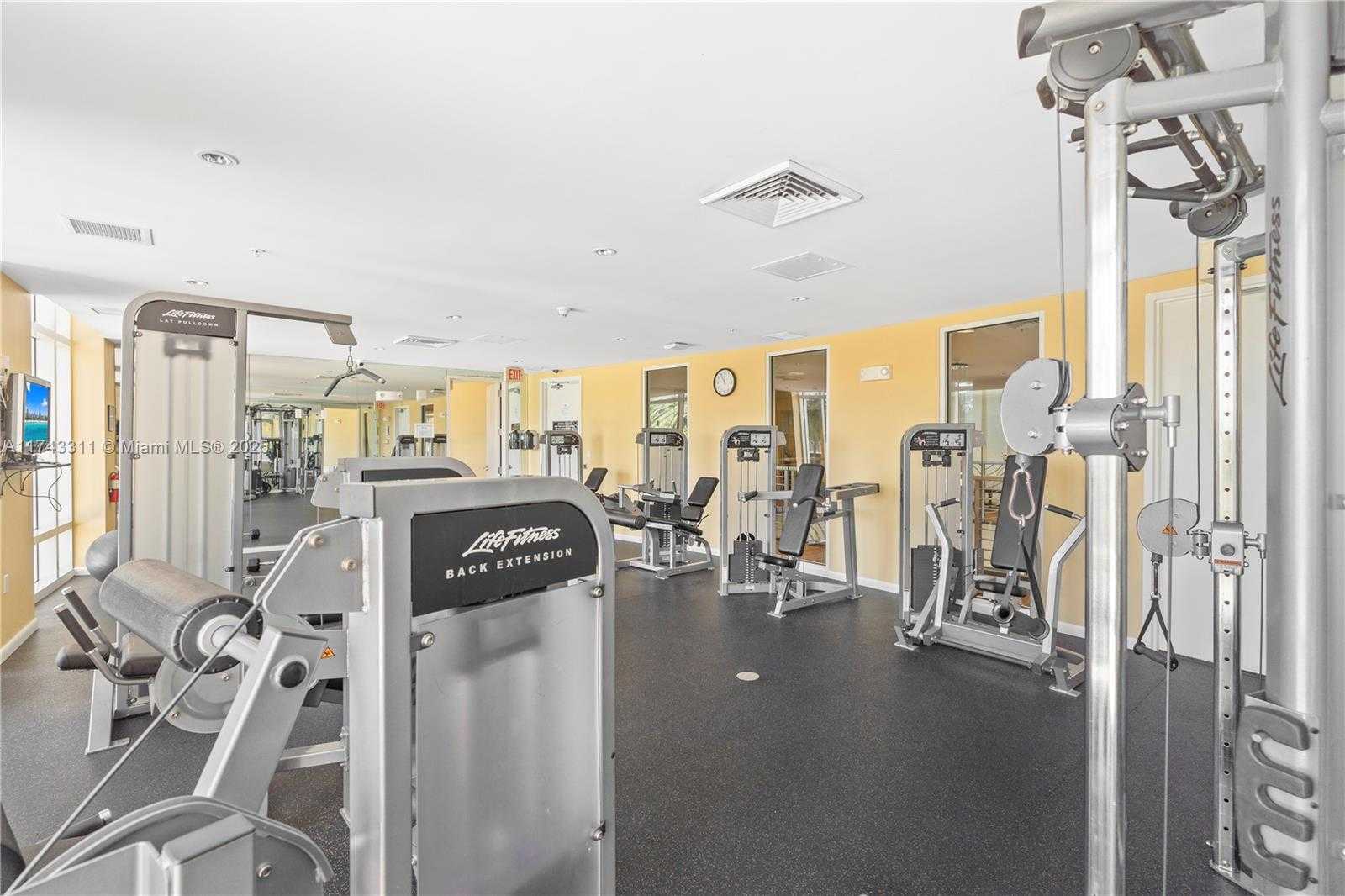 Small Image of 1745 EAST HALLANDALE BEACH BLVD #306W, Hallandale Beach Number 9