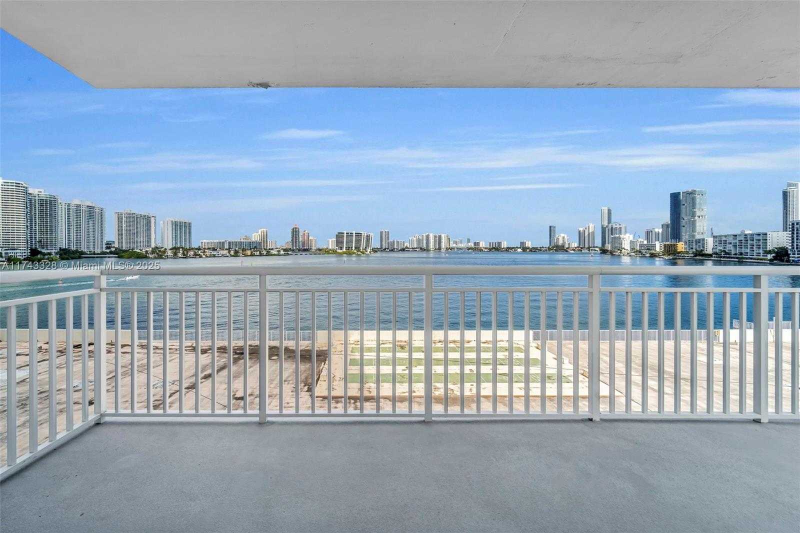 Small Image of 301 174TH ST #614, Sunny Isles Beach Number 6