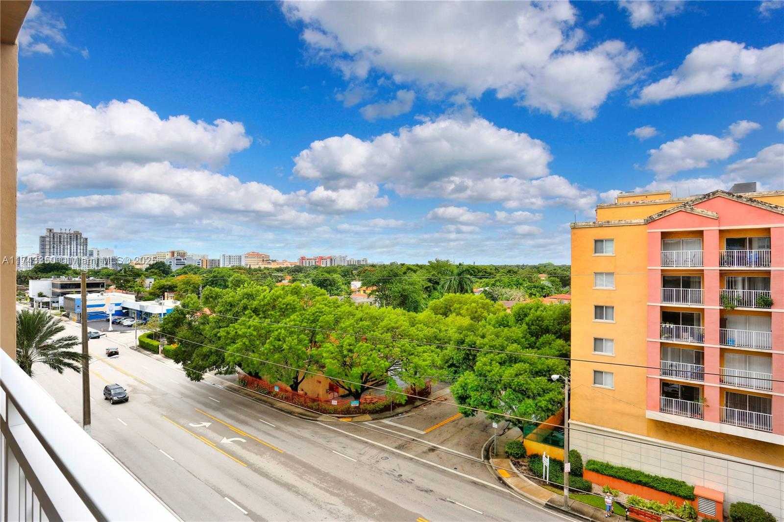 Small Image of 2665 SOUTH WEST 37TH AVE #610, Miami Number 5
