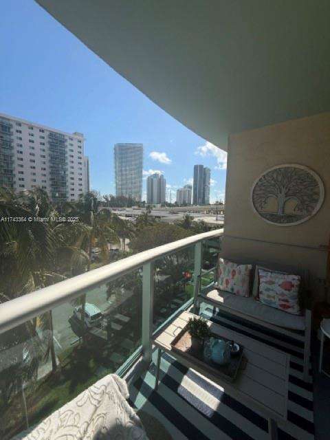 Small Image of 19390 #510, Sunny Isles Beach Number 27