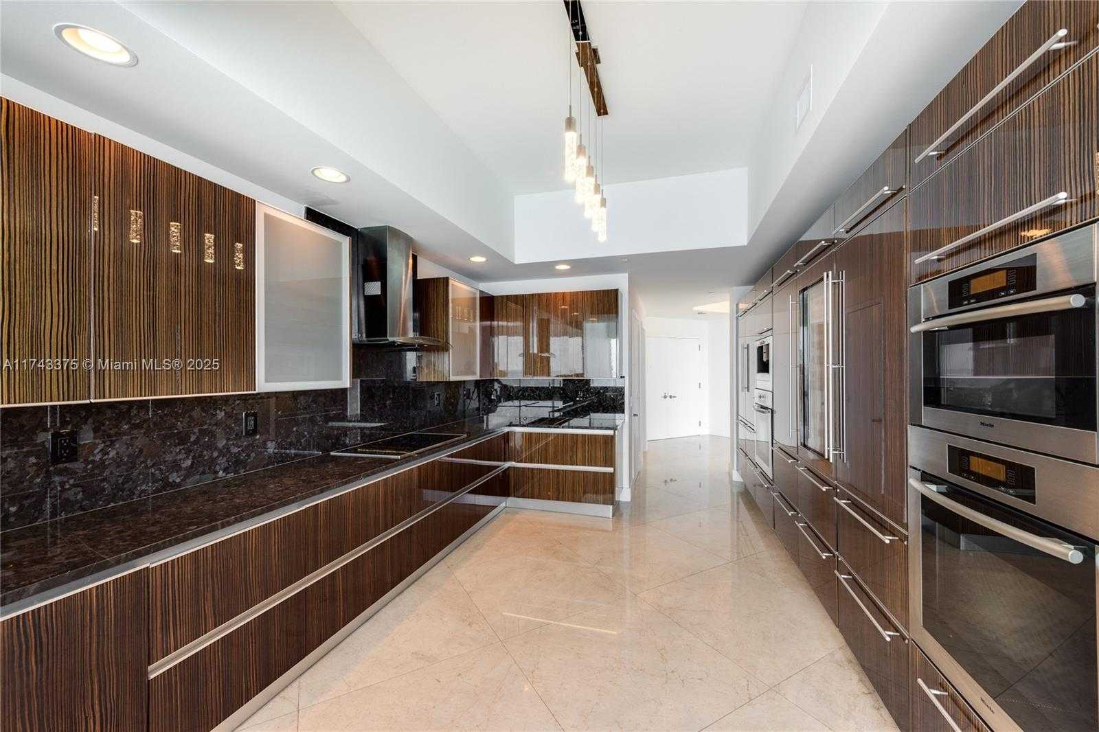 Small Image of 2711 SOUTH OCEAN DR #3302, Hollywood Number 14