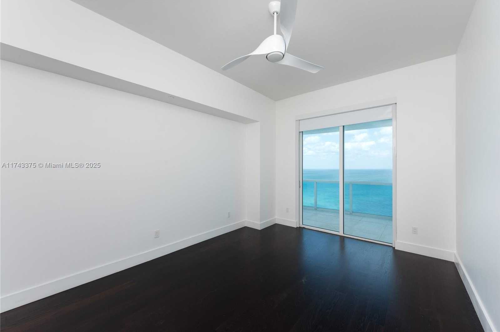 Small Image of 2711 SOUTH OCEAN DR #3302, Hollywood Number 15