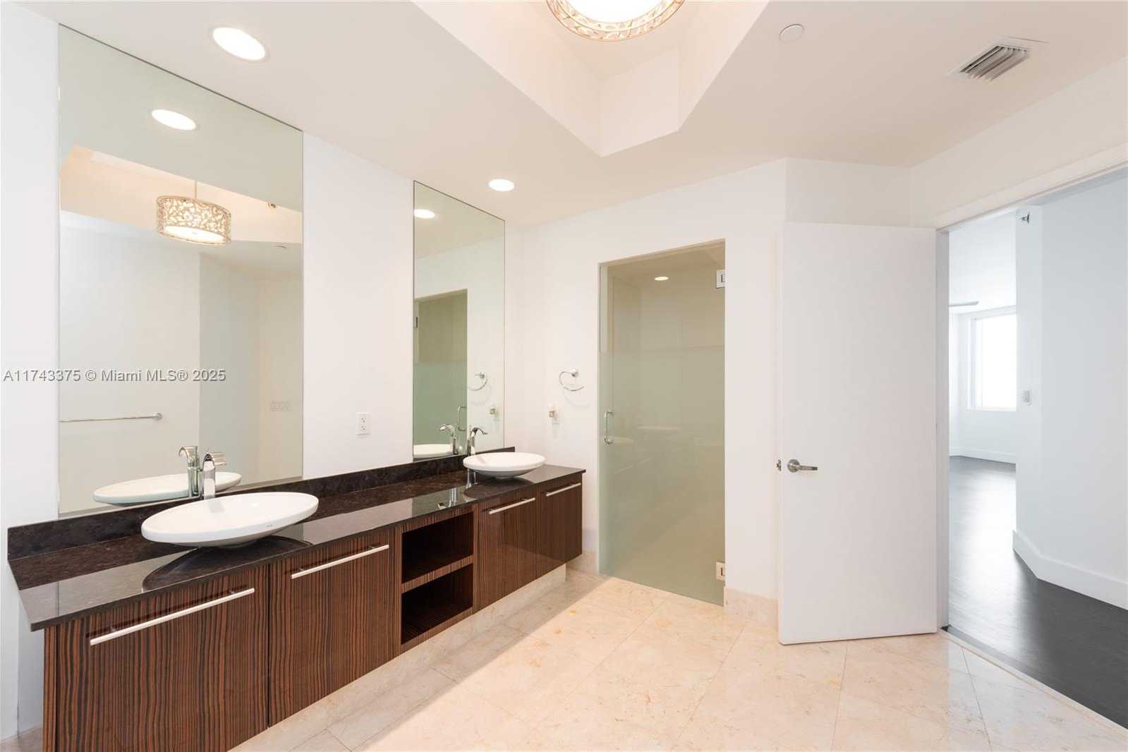 Small Image of 2711 SOUTH OCEAN DR #3302, Hollywood Number 19