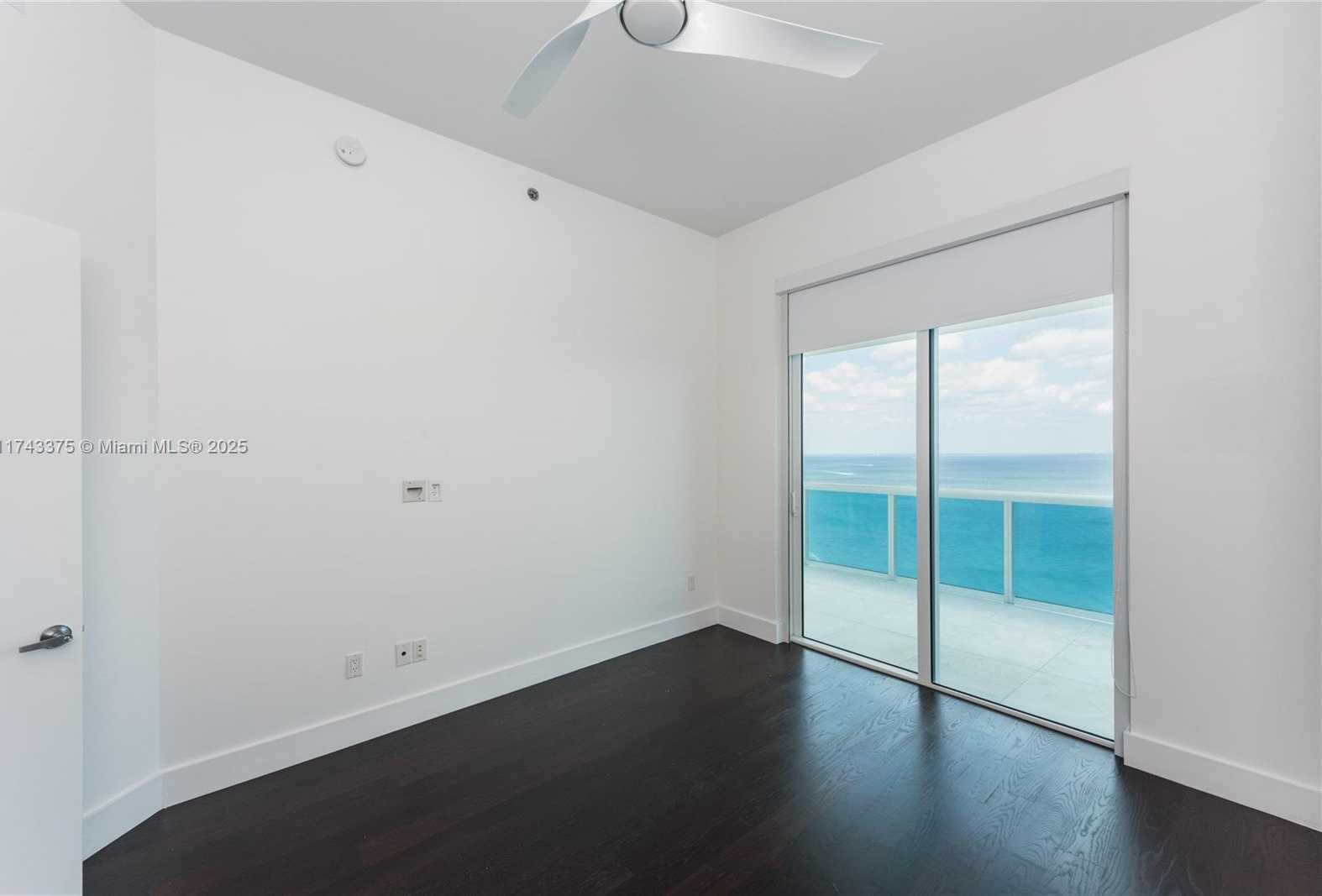 Small Image of 2711 SOUTH OCEAN DR #3302, Hollywood Number 20