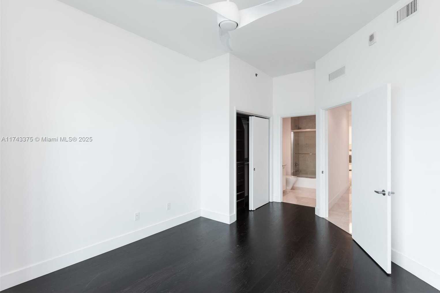 Small Image of 2711 SOUTH OCEAN DR #3302, Hollywood Number 23