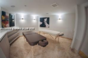 Small Image of 17555 Collins Ave, Sunny Isles Beach, FL 33160, USA Number 32