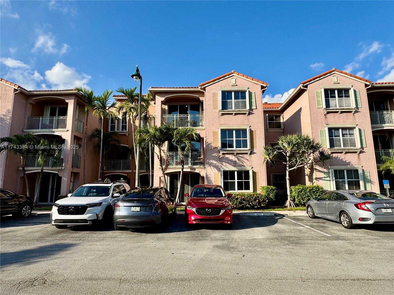 Small Image of 6540 NORTH WEST 114TH AVE #1402, Doral Number 2