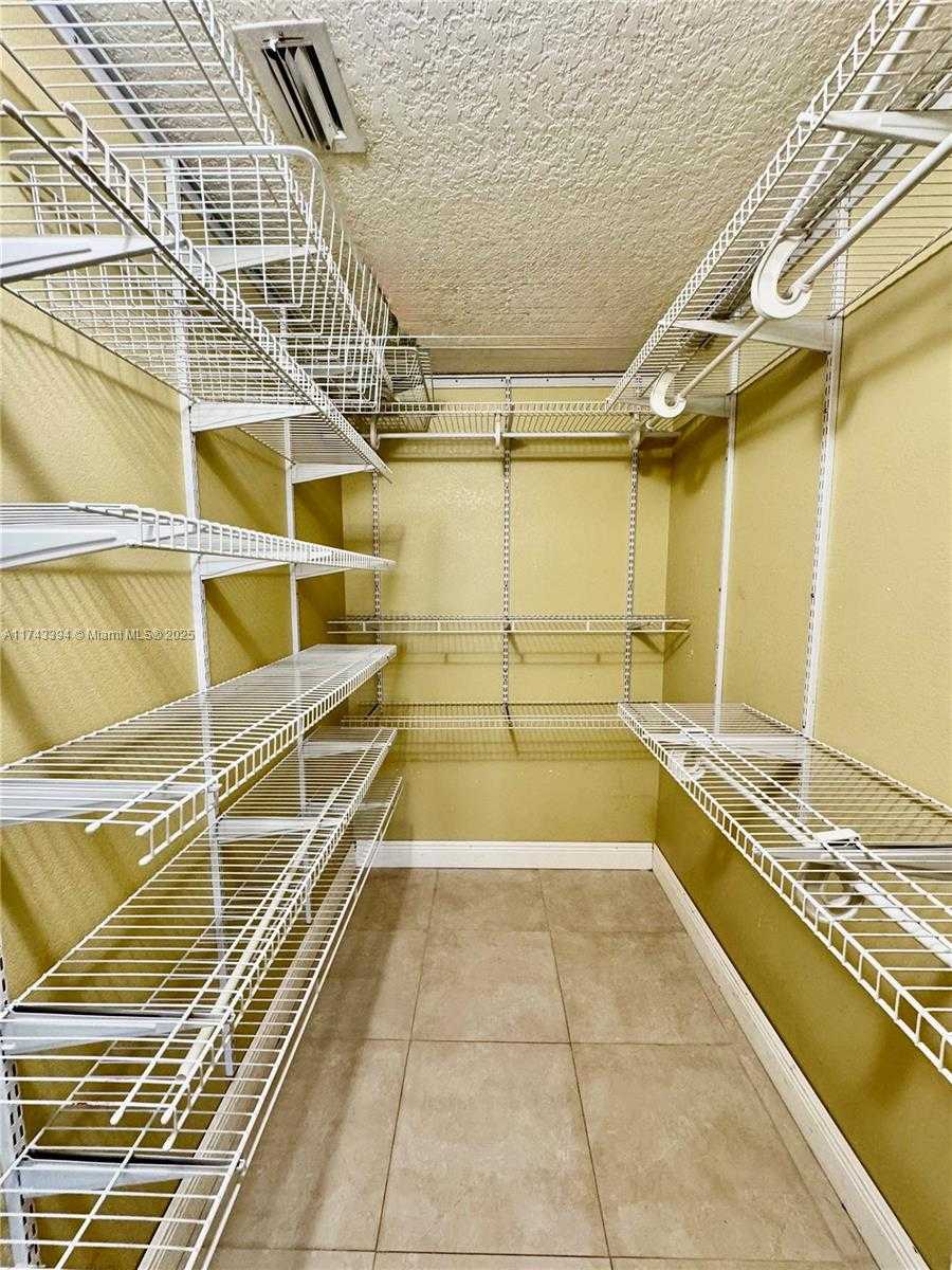 Small Image of 6540 NORTH WEST 114TH AVE #1402, Doral Number 32