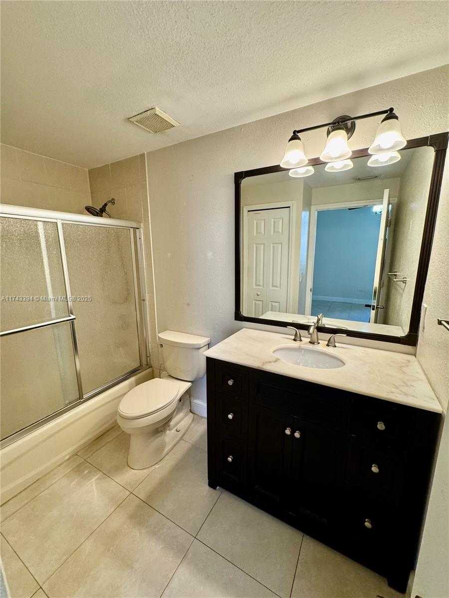 Small Image of 6540 NORTH WEST 114TH AVE #1402, Doral Number 33