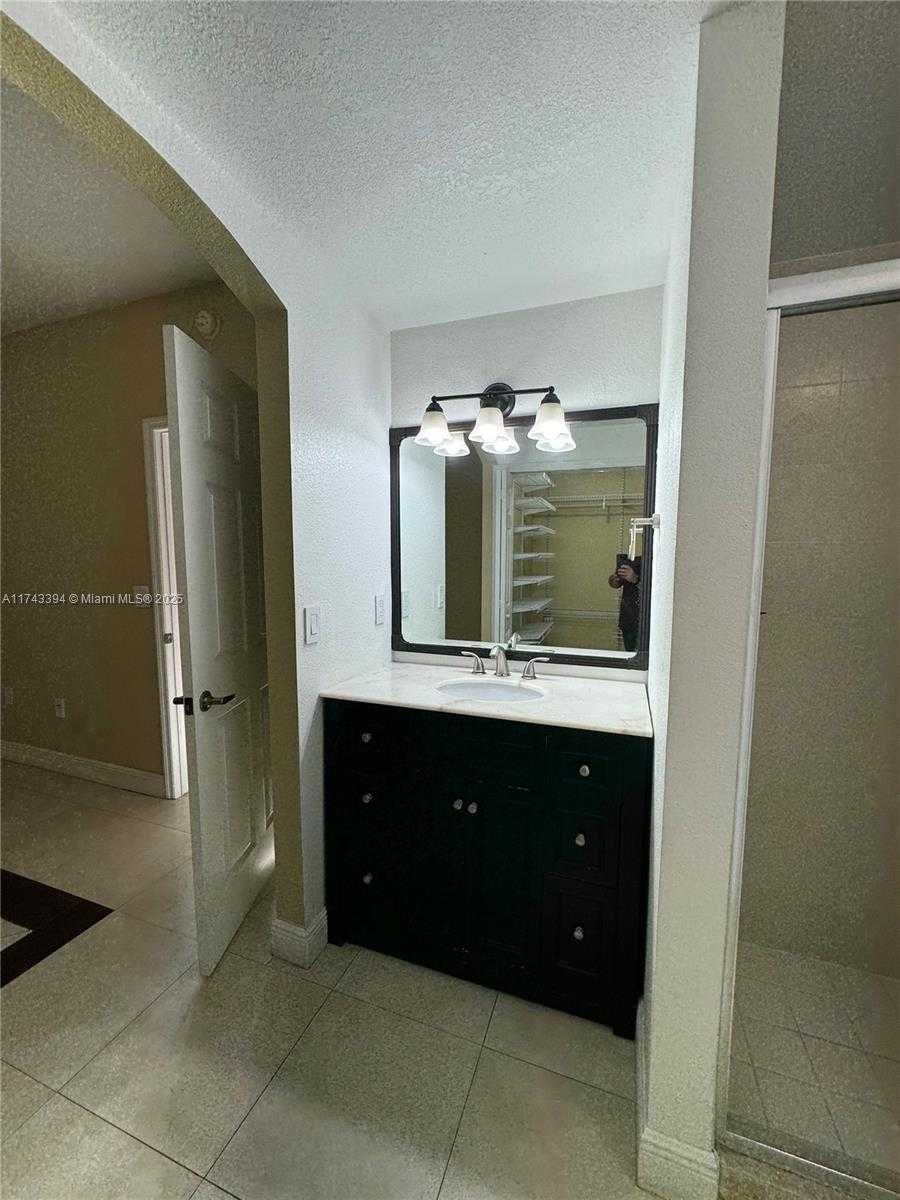 Small Image of 6540 NORTH WEST 114TH AVE #1402, Doral Number 41