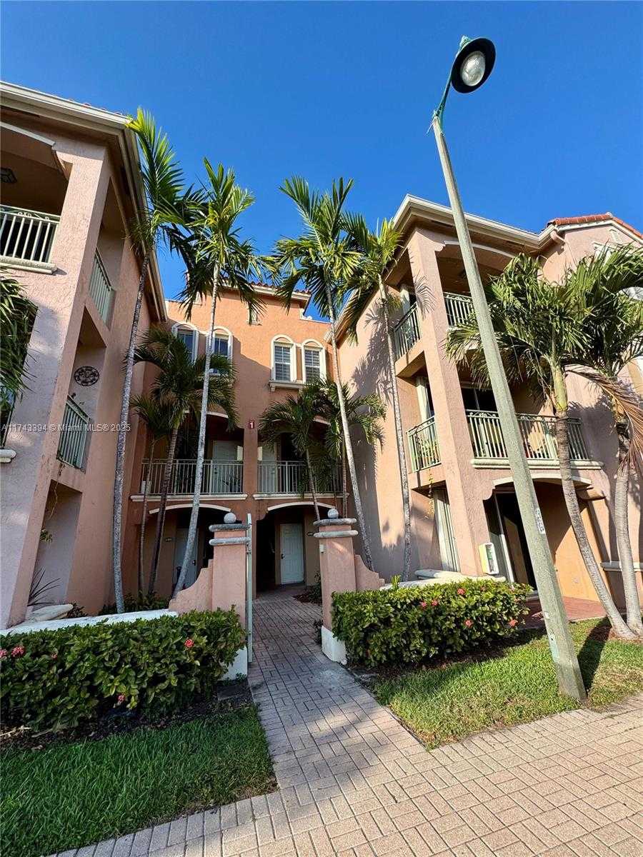 Small Image of 6540 NORTH WEST 114TH AVE #1402, Doral Number 44