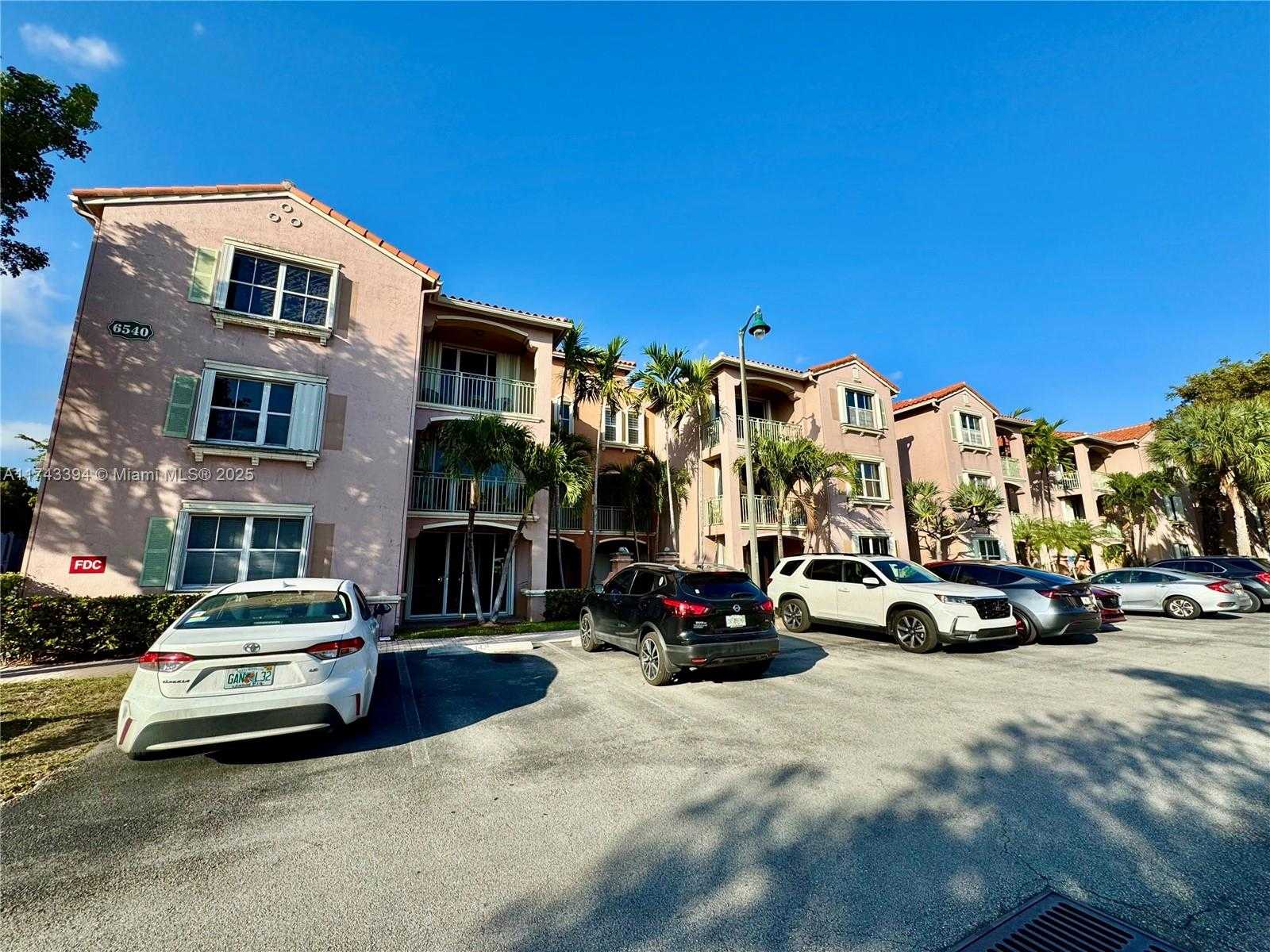 Small Image of 6540 NORTH WEST 114TH AVE #1402, Doral Number 46