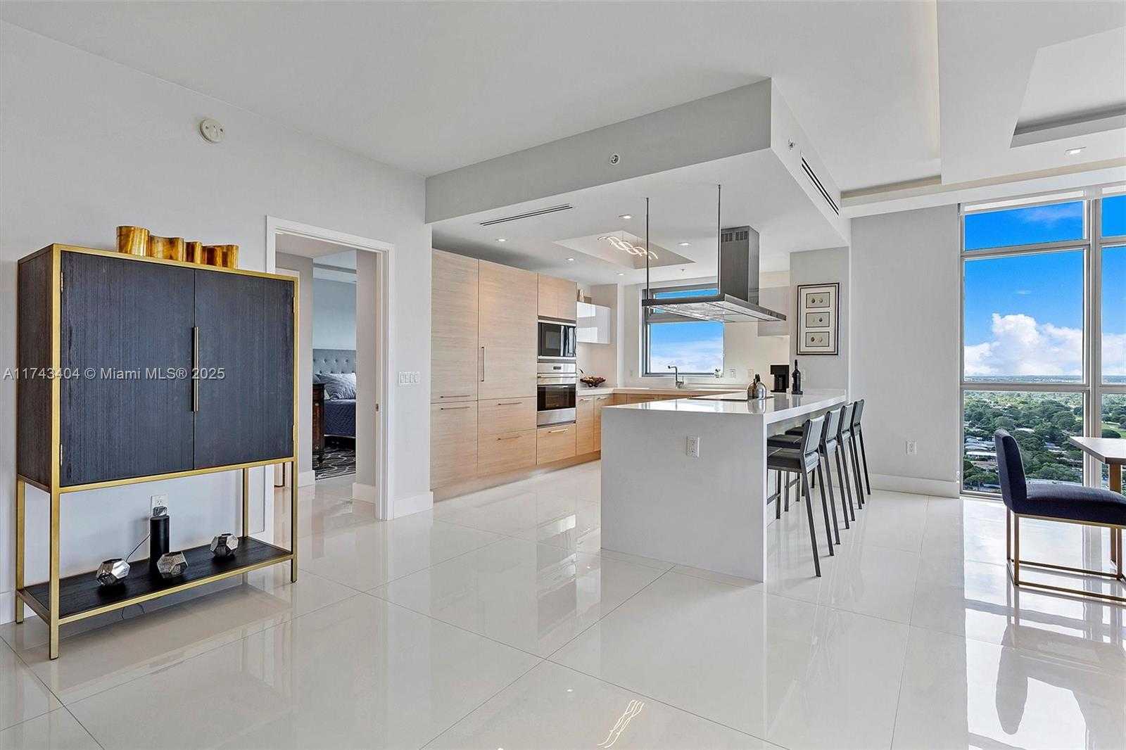 Small Image of 17301 BISCAYNE BLVD #2302, North Miami Beach Number 19
