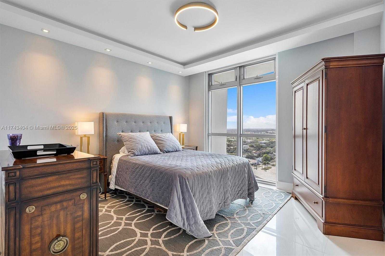 Small Image of 17301 BISCAYNE BLVD #2302, North Miami Beach Number 32