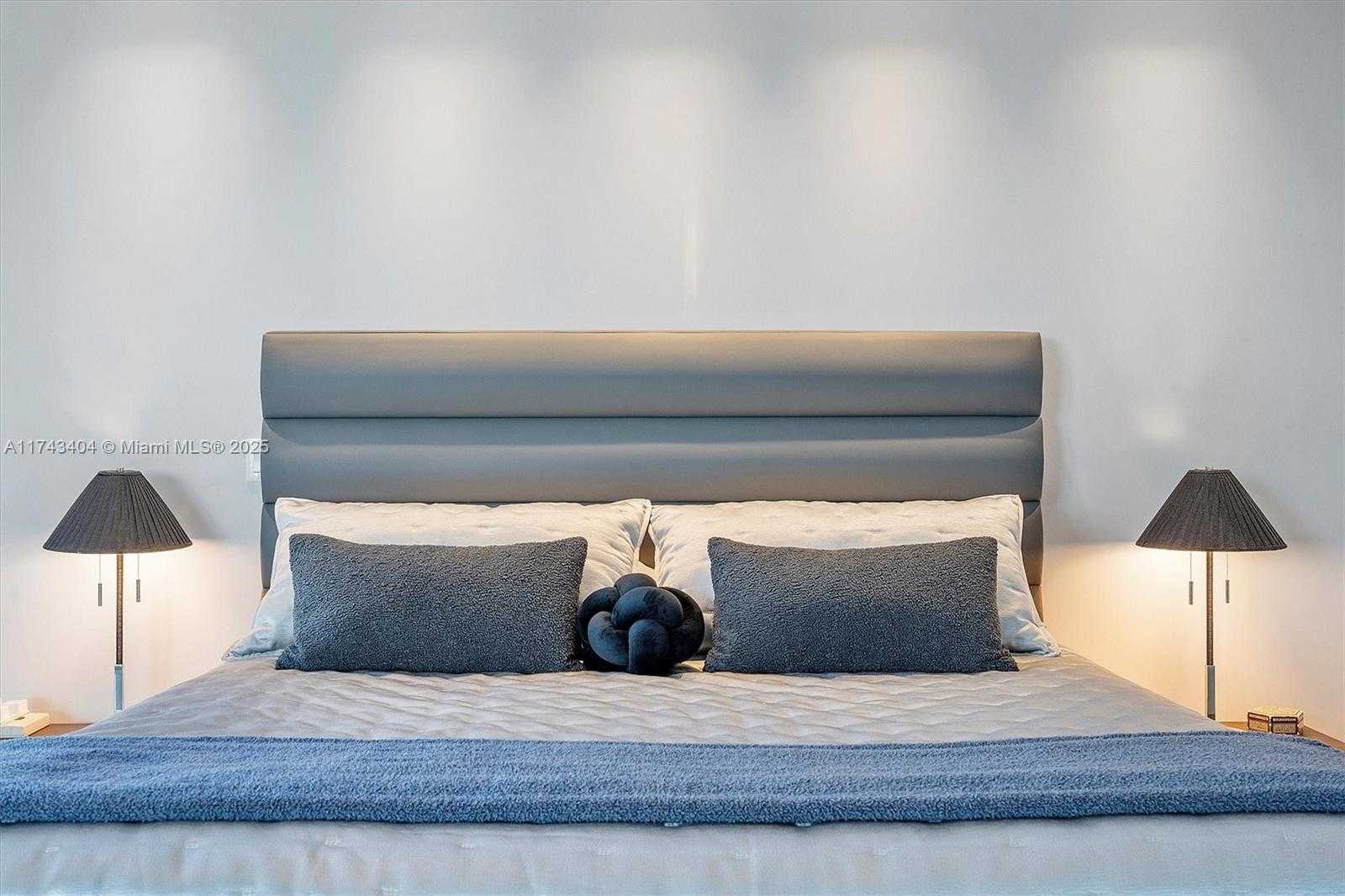 Small Image of 17301 BISCAYNE BLVD #2302, North Miami Beach Number 39