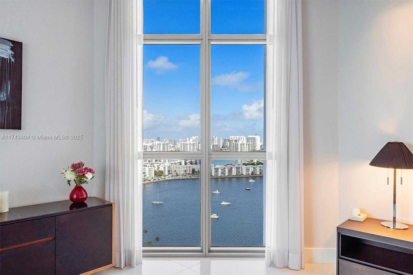 Small Image of 17301 BISCAYNE BLVD #2302, North Miami Beach Number 44