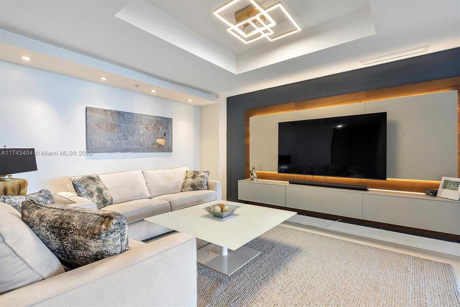 Small Image of 17301 BISCAYNE BLVD #2302, North Miami Beach Number 5