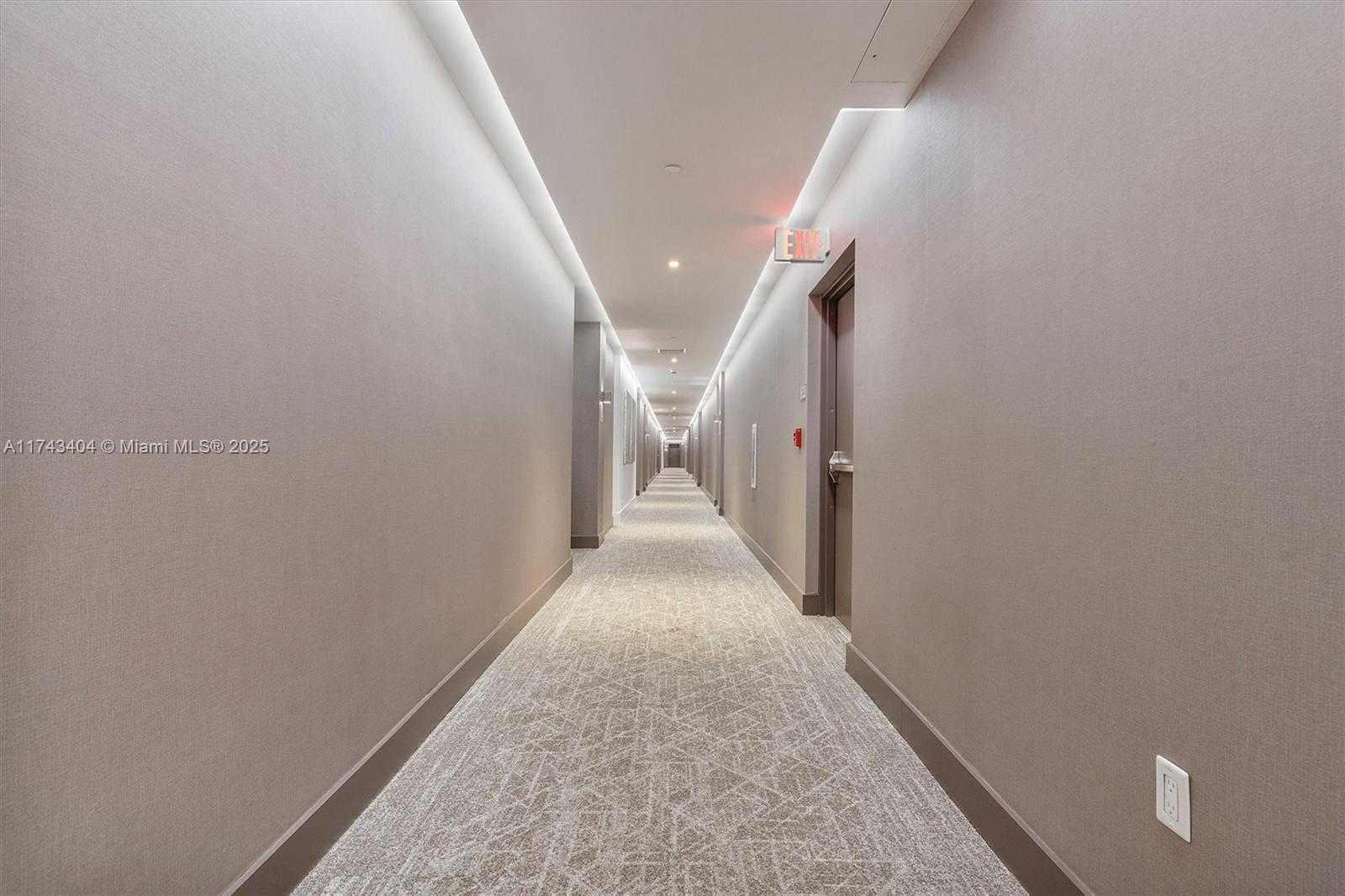 Small Image of 17301 BISCAYNE BLVD #2302, North Miami Beach Number 58
