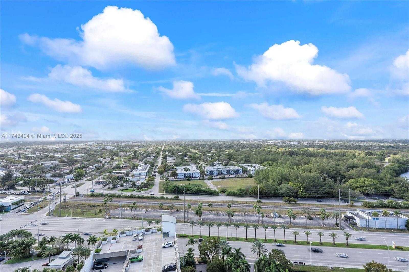 Small Image of 17301 BISCAYNE BLVD #2302, North Miami Beach Number 59