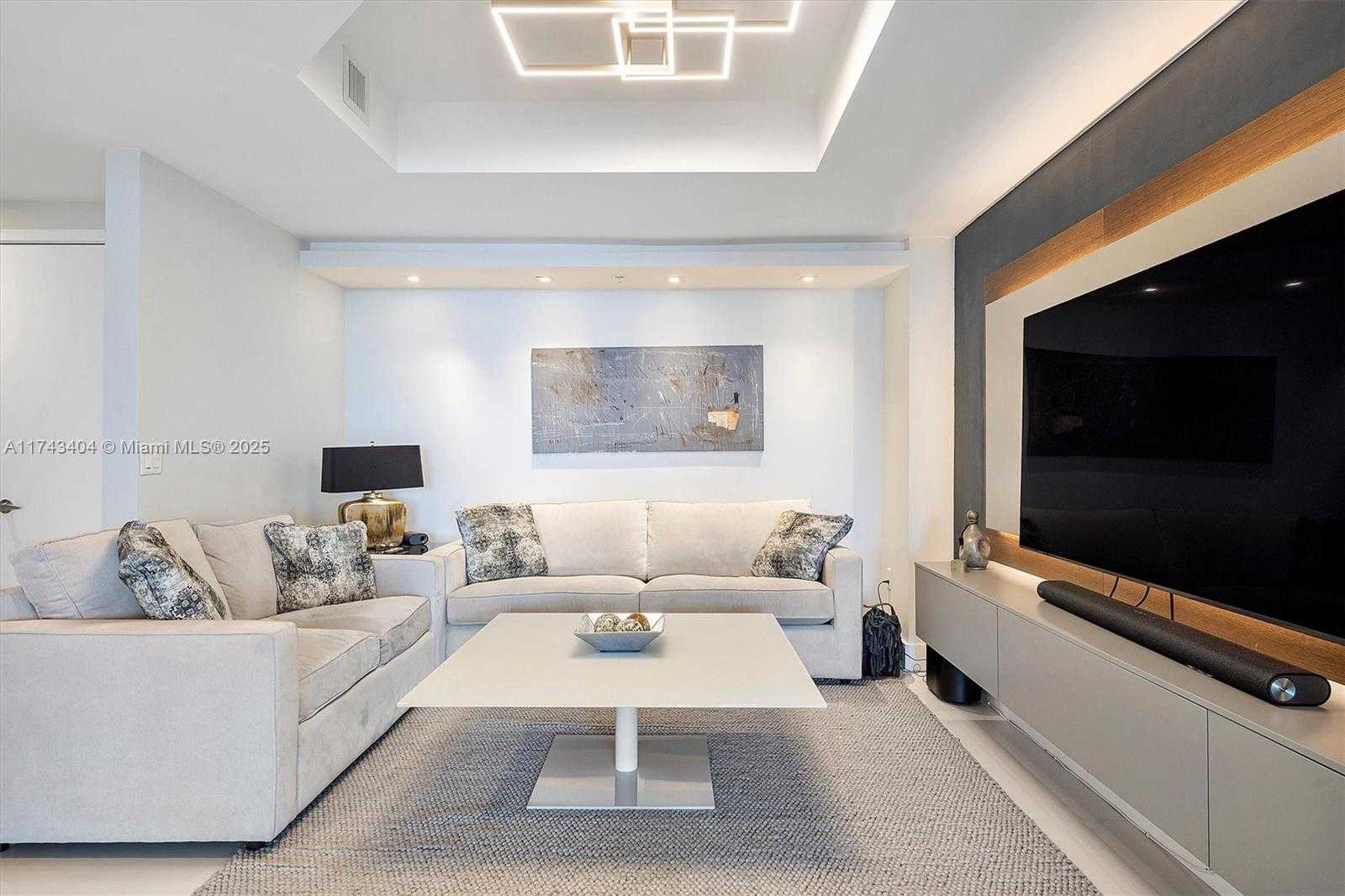 Small Image of 17301 BISCAYNE BLVD #2302, North Miami Beach Number 6