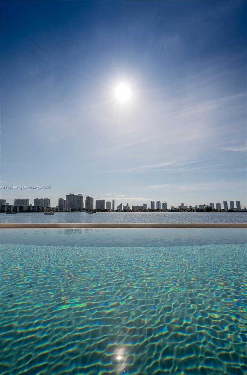 Small Image of 17301 BISCAYNE BLVD #2302, North Miami Beach Number 66