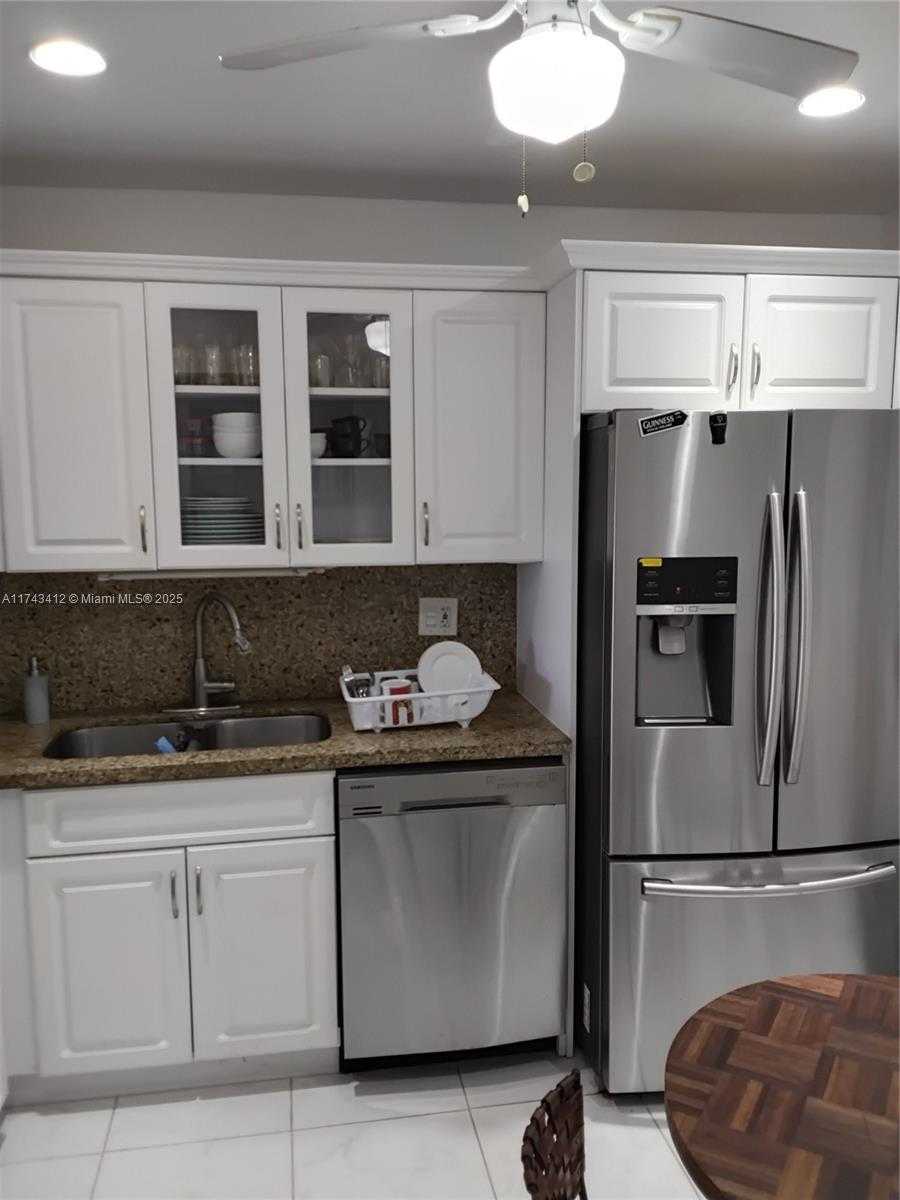 Small Image of 329 SOUTH EAST 3RD ST #405T, Hallandale Beach Number 5