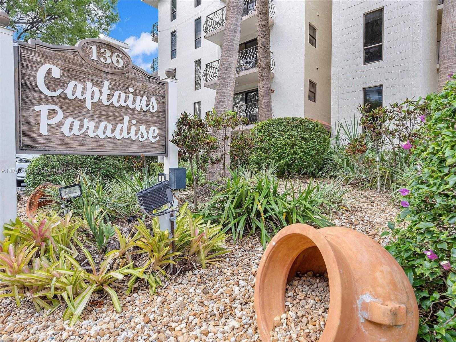 Small Image of 136 GOLDEN ISLES DR #301, Hallandale Beach Number 2