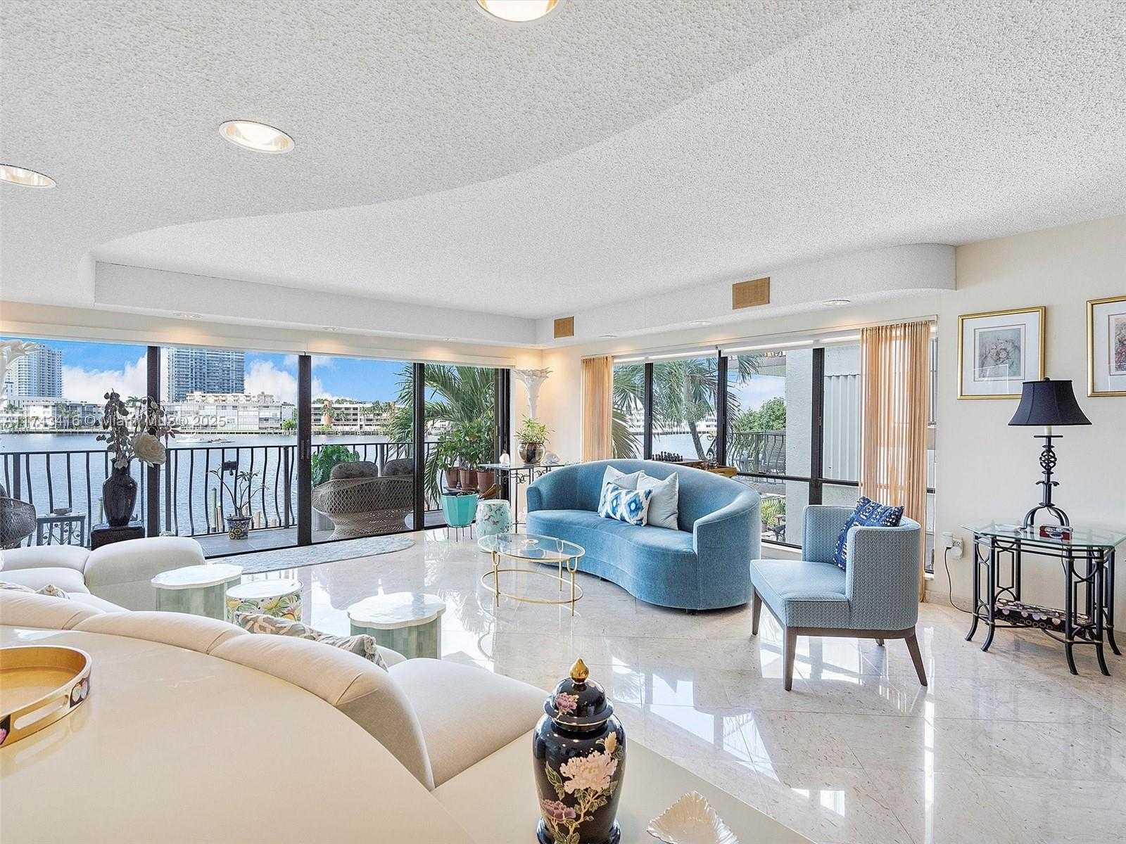 Small Image of 136 GOLDEN ISLES DR #301, Hallandale Beach Number 3