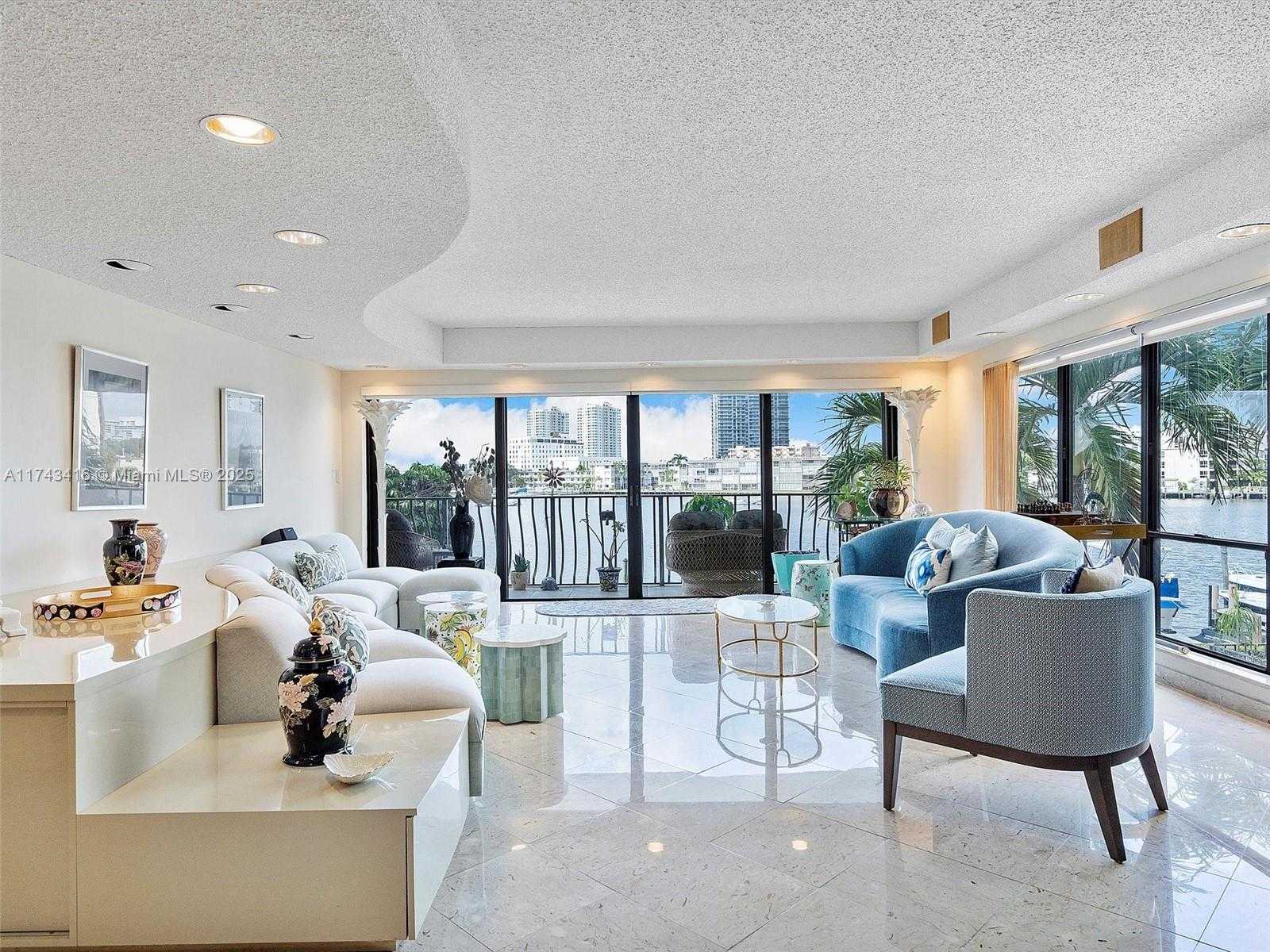 Small Image of 136 GOLDEN ISLES DR #301, Hallandale Beach Number 4