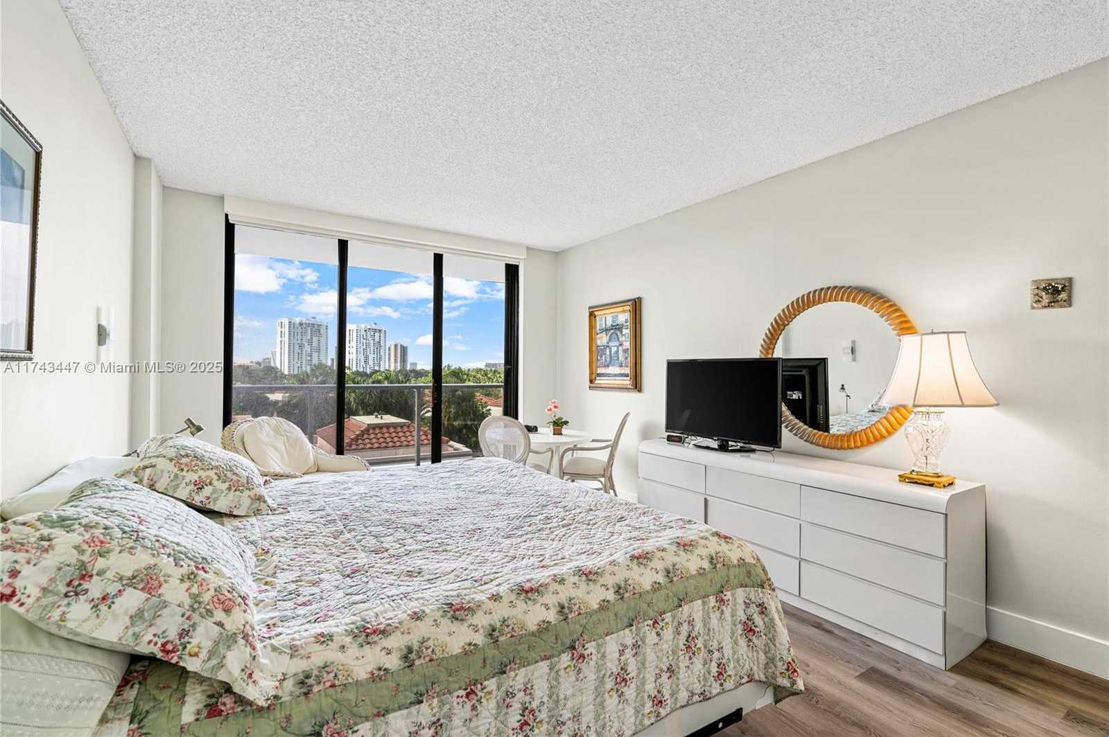 Small Image of 20281 EAST COUNTRY CLUB DR #403, Aventura Number 15