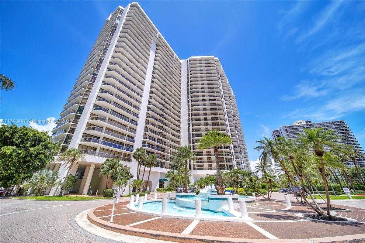 Small Image of 20281 EAST COUNTRY CLUB DR #403, Aventura Number 36