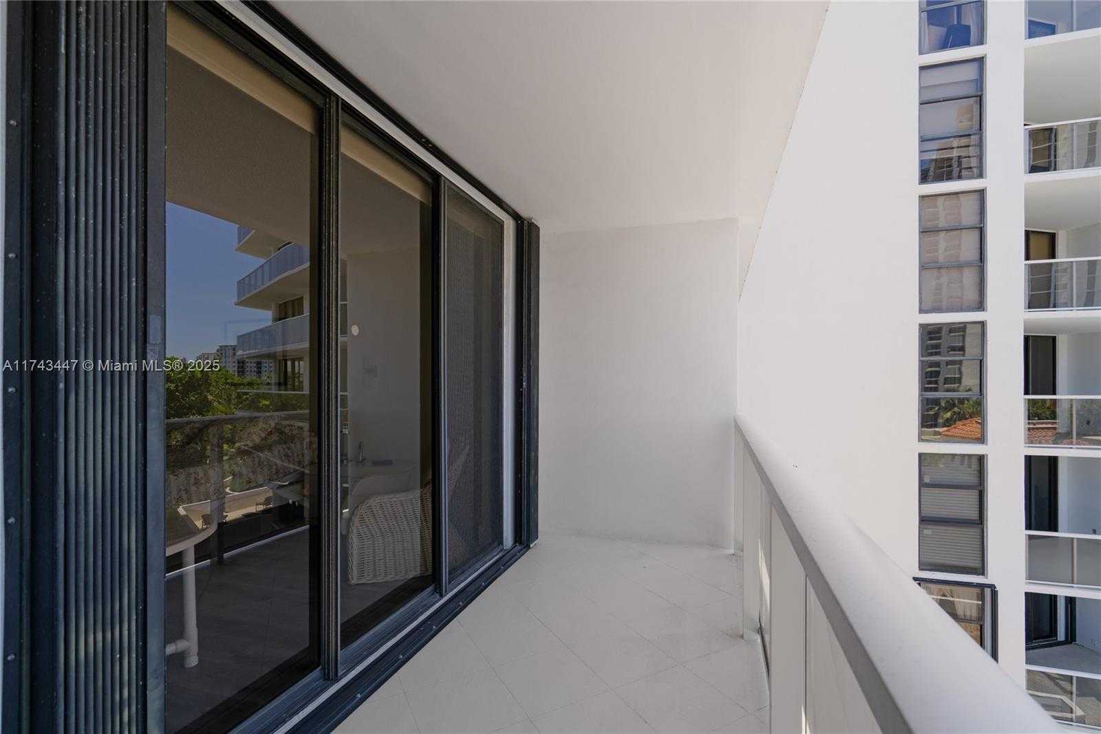 Small Image of 20281 EAST COUNTRY CLUB DR #403, Aventura Number 70