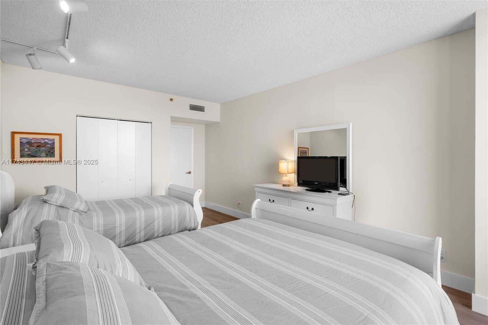 Small Image of 20281 EAST COUNTRY CLUB DR #403, Aventura Number 88