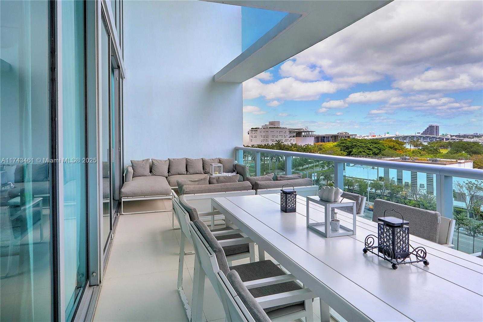 Small Image of 900 EAST BISCAYNE BLVD #705, Miami Number 12